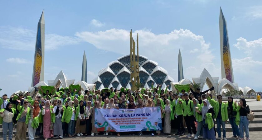 Kuliah Lapangan BPI FDK UIN Walisongo Mengunjungi Lembang Bandung dan UIN Sunan Gunung Djati Bandung