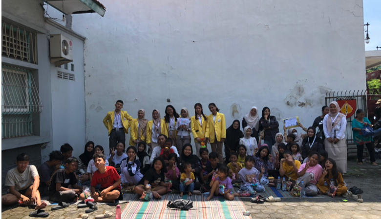 Anak-Anak Kota Lama Antusias Ikuti Kegiatan Belajar Bersama Rumpin Bangjo dan Pendidikan Non Formal (PNF) UNNES