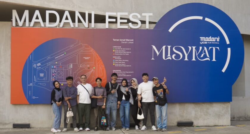 Film “Menunggu Dijemput” Karya Mahasiswa KPI Tayang di Madani International Film Festival 2025