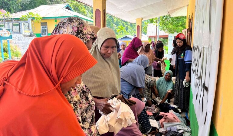 Dakwah Nyata dalam Aksi Bazar Berkah bersama KKDN dan AFKN di Kampung Timar