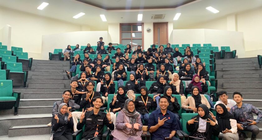 WPRC Ajak Mahasiswa Berdampak Melalui Kampanye dan Hadirkan Telkomsel dalam Kuliah Dosen Tamu
