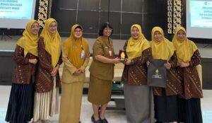 Belajar Langsung dari Ahlinya, Mahasiswa BPI Sambangi RS Menur Surabaya