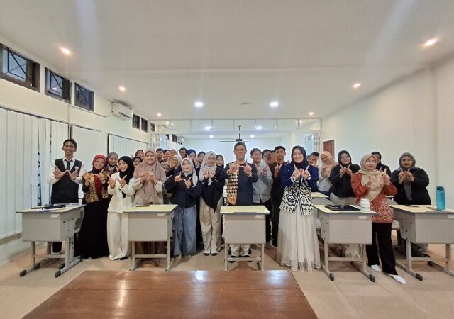 Fakultas Dakwah dan Komunikasi (FDK) melalui Laboratorium Dakwah Gelar Pelatihan Penulisan Artikel Jurnal Ilmiah Nasional