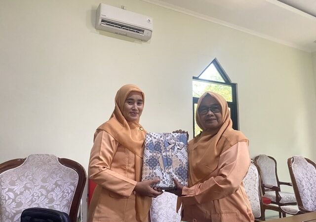 Perempuan Cerdas Bermedia: DWP Semarang Perkuat Budaya Digital Produktif dalam Keluarga