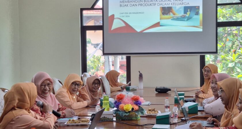 DWP FDK UIN Walisongo Gelar Seminar Literasi Media, Dorong Perempuan Cerdas dan Bijak Bermedia Digital
